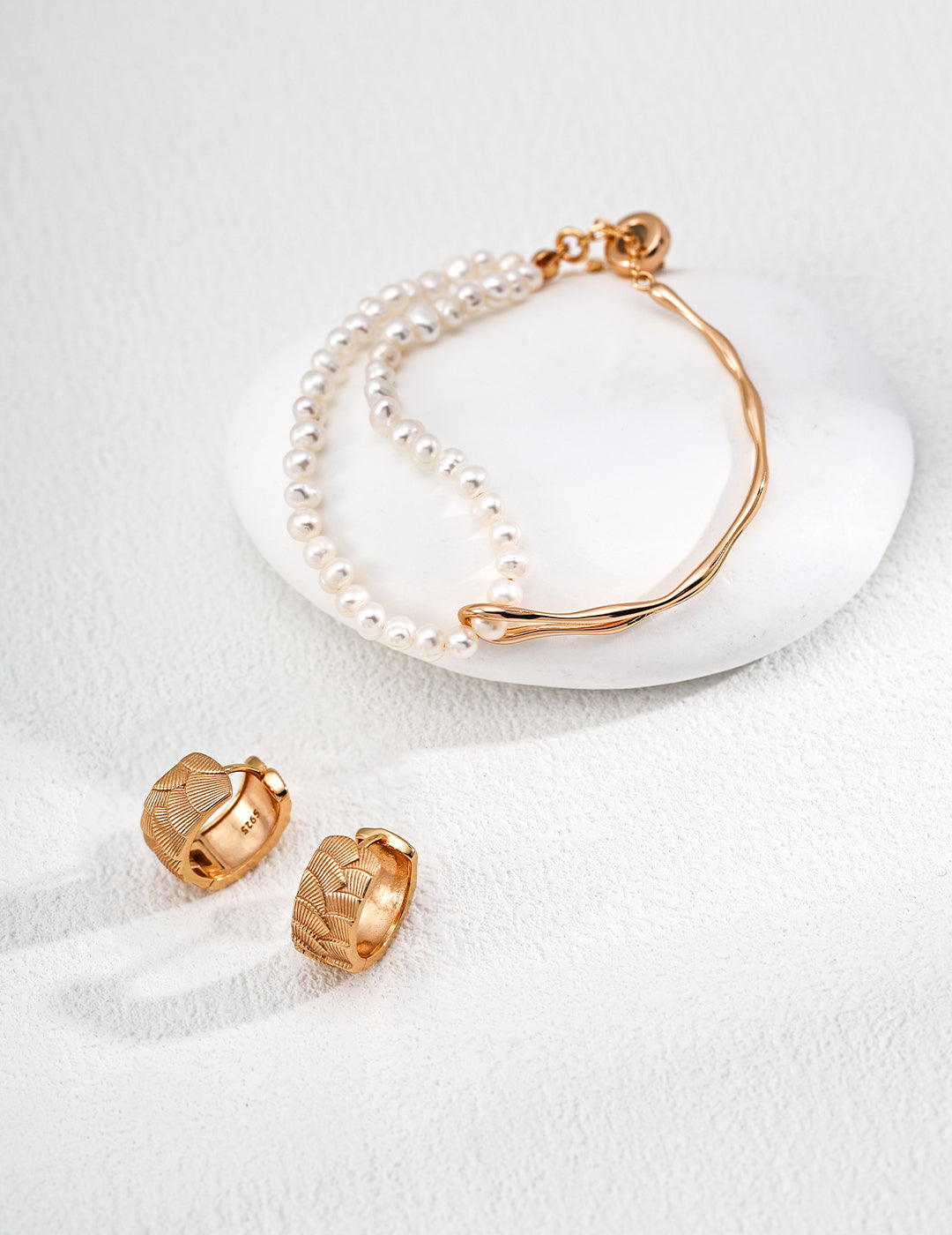 S925 Silver Vintage Engraved Earrings