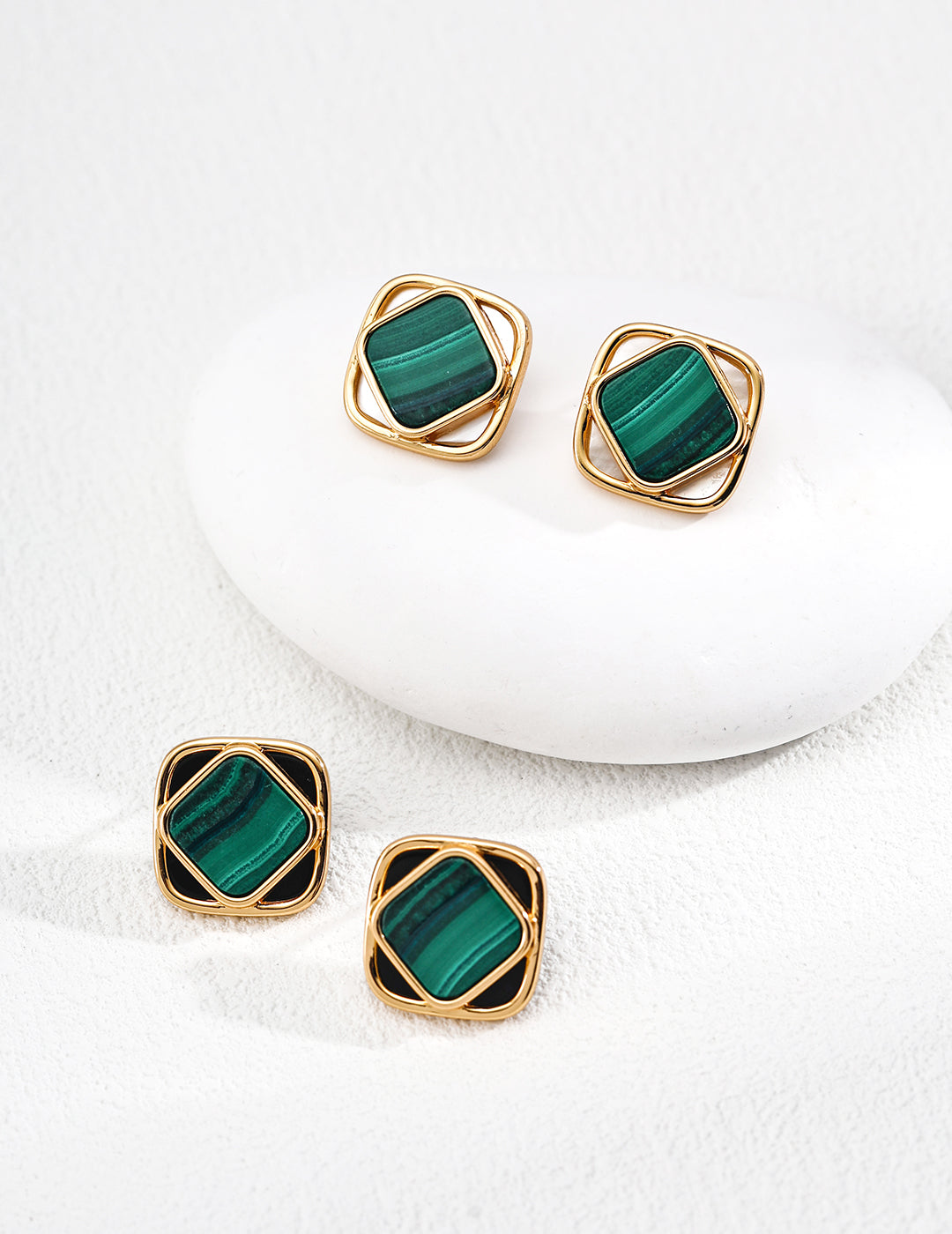 S925 Silver Minimalist Design Natural Malachite Mother-of-Pearl / Black Onyx Earrings