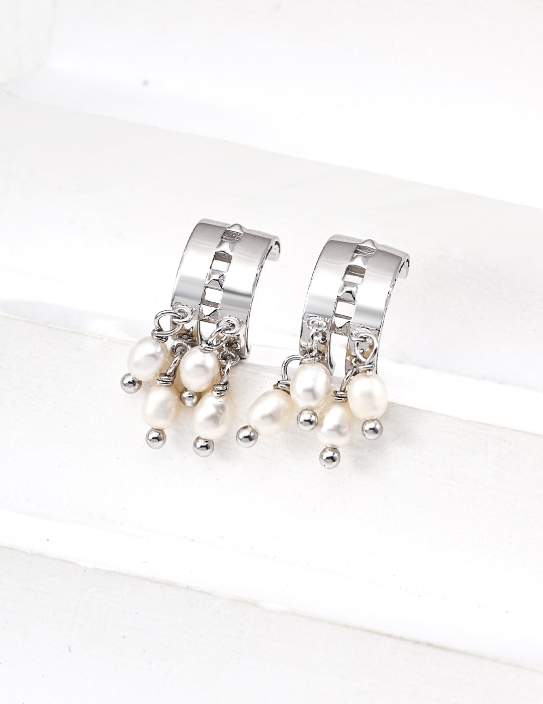 S925 Sterling Silver Designer Vintage Pearl Earrings