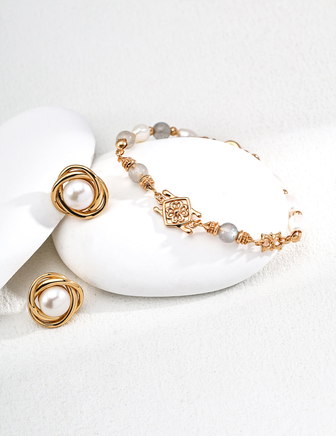 Vintage Natural Pearl & Grey Moonstone Bracelet