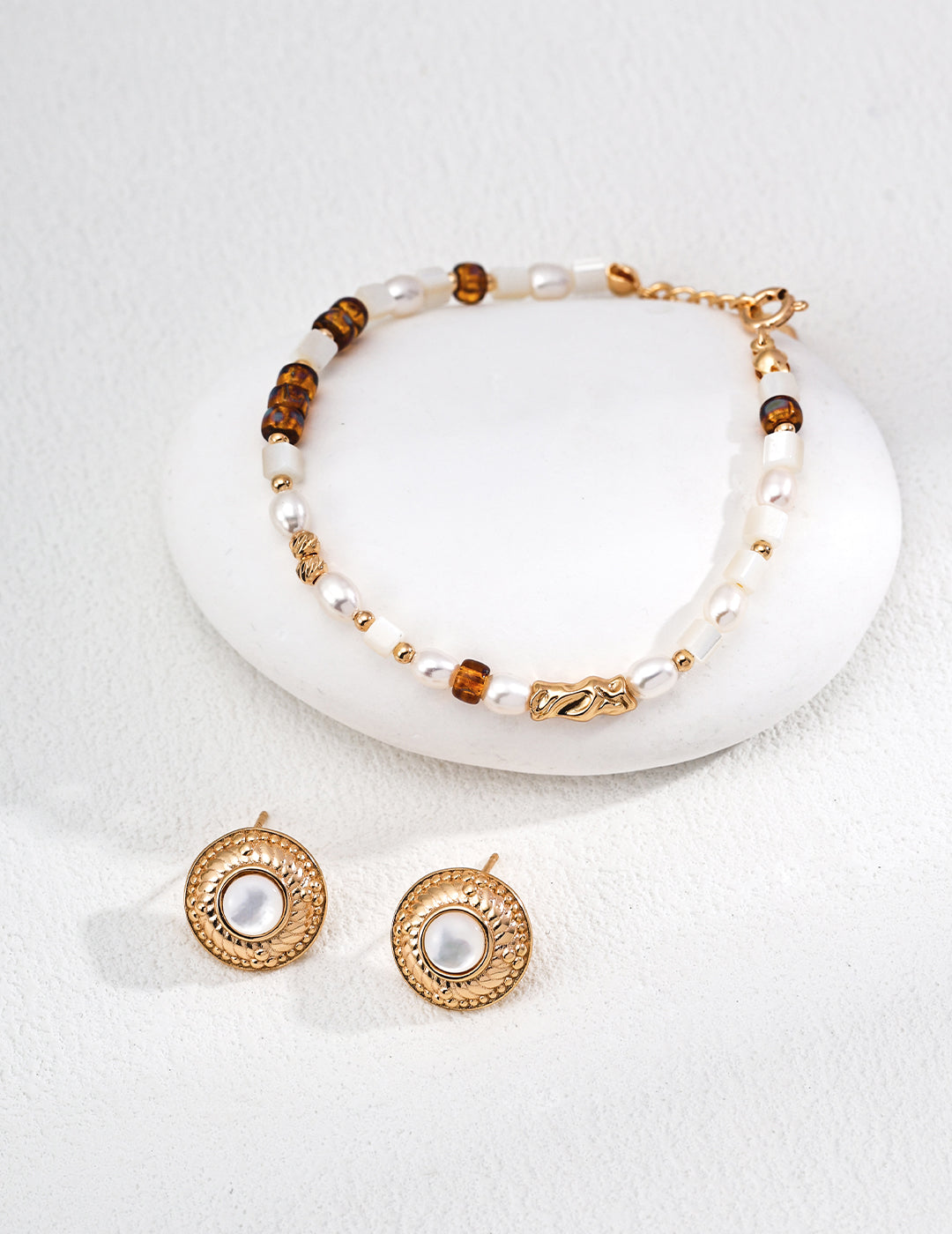 Czech Liuli Glass Bracelet