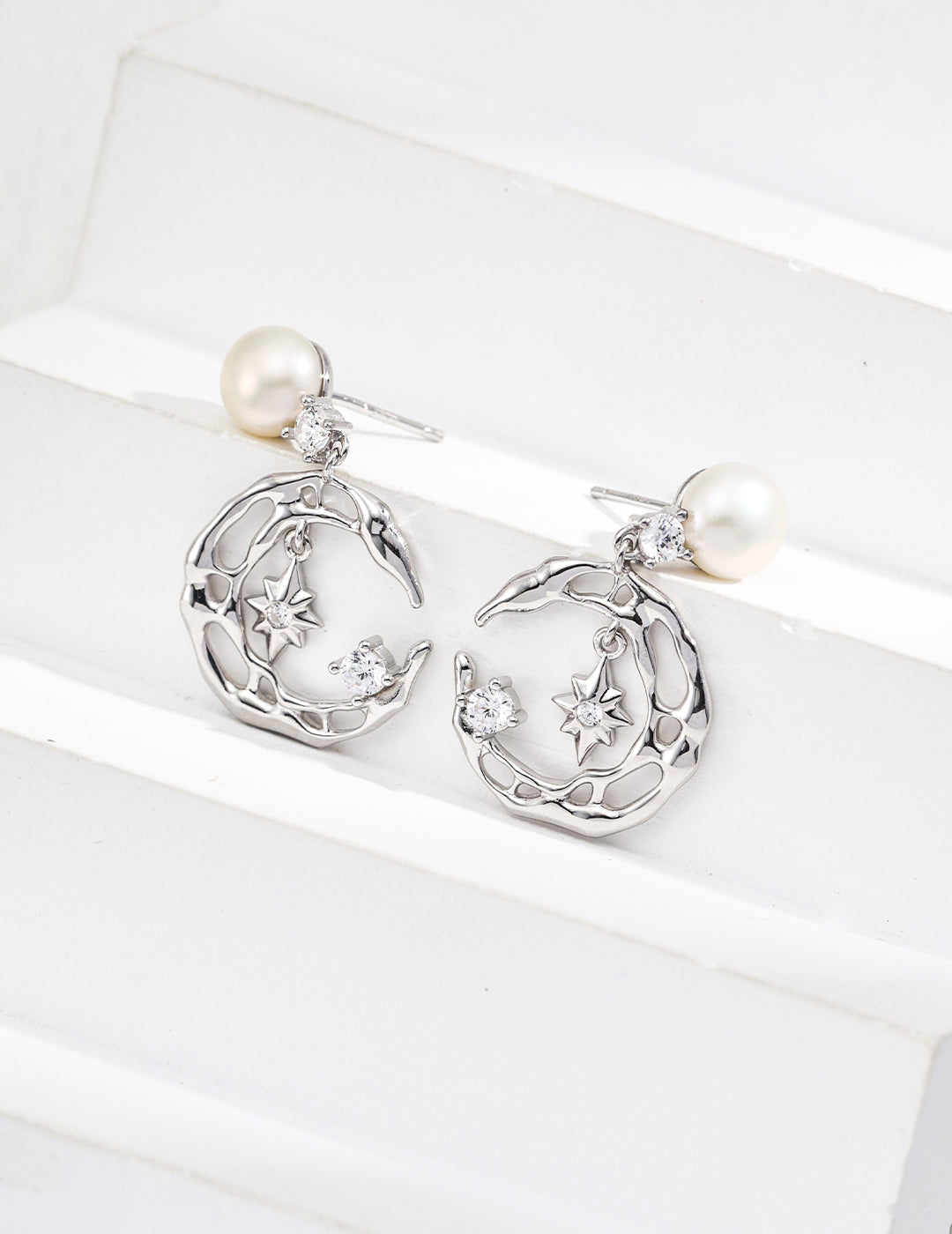 S925 Sterling Silver Designer Natural Pearl &amp; Cubic Zirconia Earrings