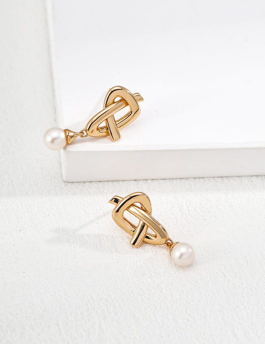 Minimalist Natural Pearl Earrings in S925 Silver