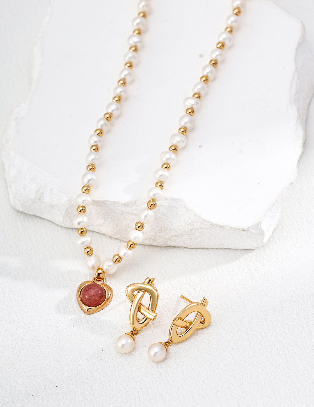 Minimalist Natural Pearl Earrings in S925 Silver